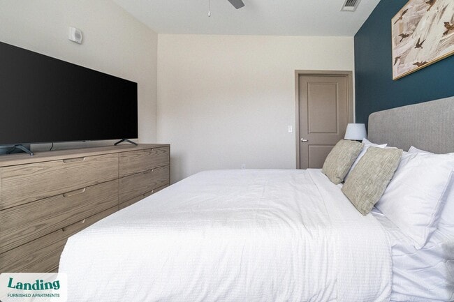 Photo - 151 E Blount Ave Unidad 525