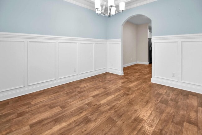 Photo - Pet Friendly Five Bedroom!