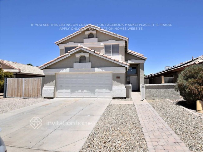 Building Photo - 2686 S 156th Dr