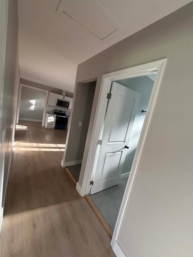 Photo - 172 E Bell St