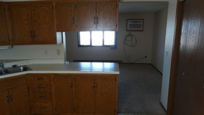 1320 4th Ave SE Unit B