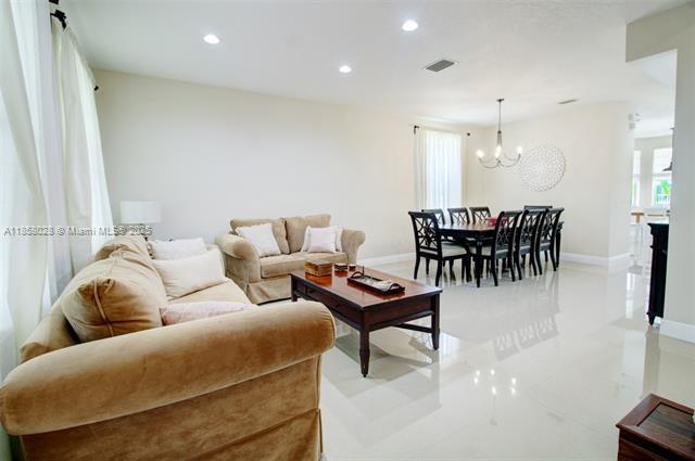 Photo - 1610 Sandpiper Cir