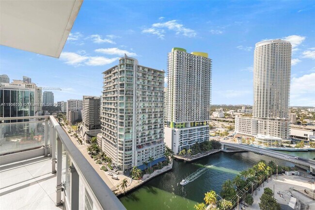 Photo - 92 SW 3rd St Unit 2405