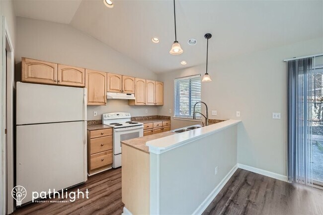 Photo - 2036 South Kent Des Moines Road, Des Moine...