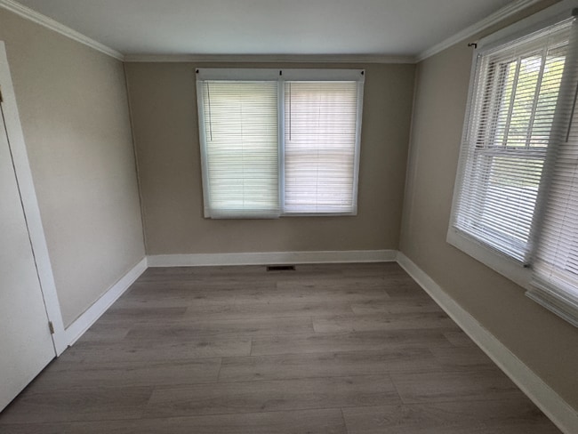 Photo - 808 Harrisburg Dr SW Unit B