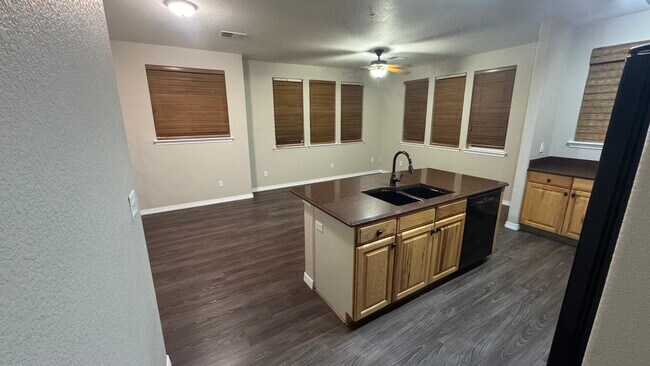 Photo - 15455 Canyon Rim Dr Unit 207