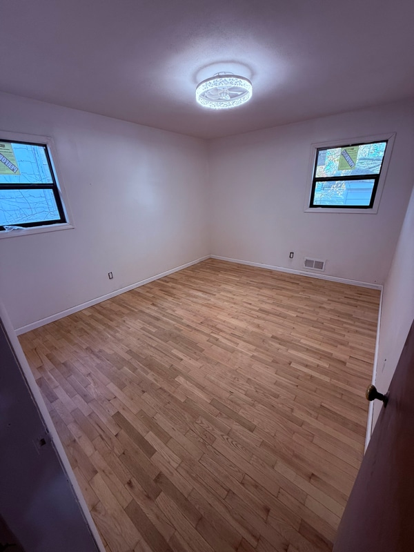 Photo - 1602 Knapp Ave