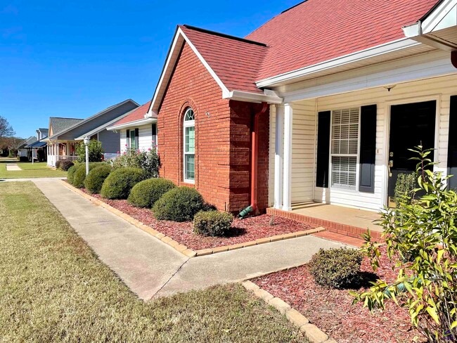 Photo - 205 Ellicott Dr