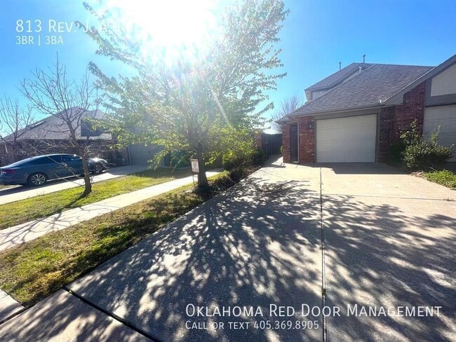 Building Photo - 813 Rev J A Reed Jr Ave