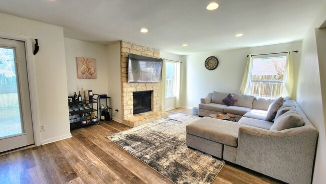 Photo - 11415 Bristle Oak Trl