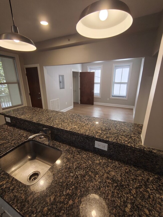 24 Imlay St Unit 2