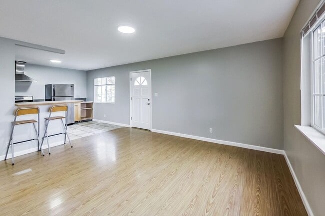 Building Photo - 989 Vermont St Unit 04 Rental