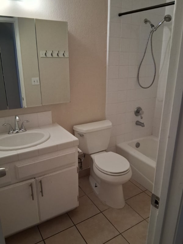 4438 138th St Unidad 4453 W 138th St