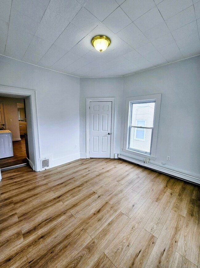 Photo - 39-41 Baker St. Unit 41 Unit 41