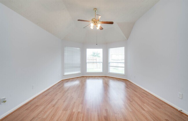 Photo - 9323 Hillhaven Ct