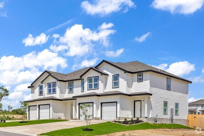 Building Photo - Call Now! Rental