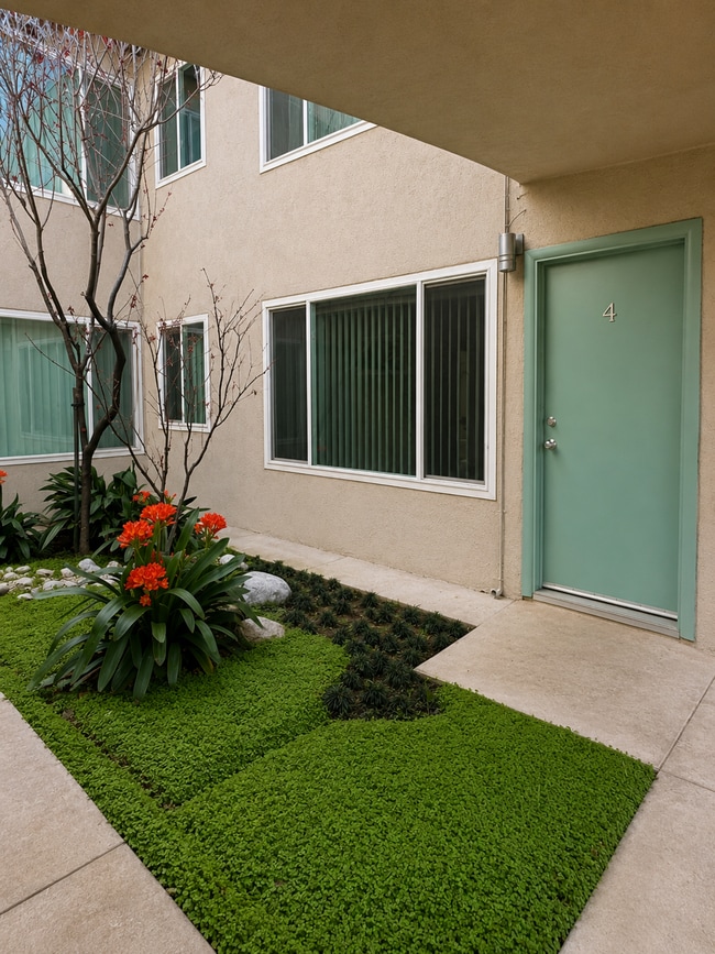 Photo - 4327 Inglewood Blvd