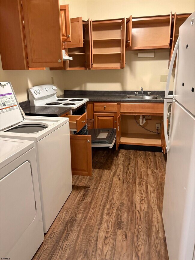 Photo - 5303 Harding Hwy Unit 1107