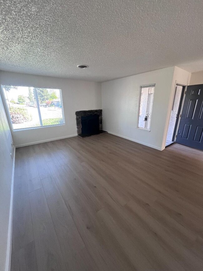 Photo - 1178-1180 1210-1212 Forestwood Dr