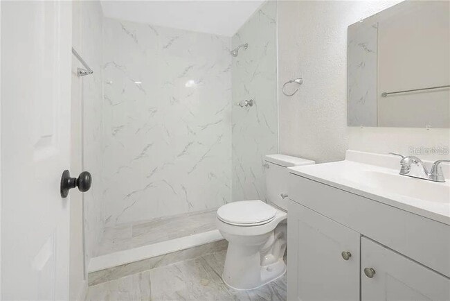 Photo - 6817 Larmon St