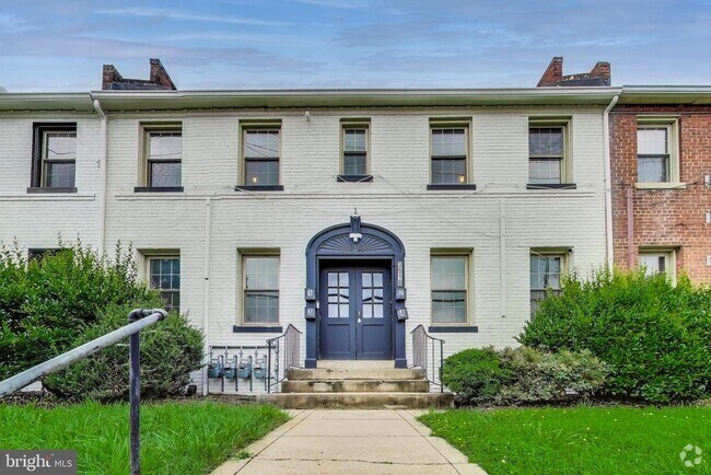 Building Photo - 3918 10th St NE Unit 1 Rental