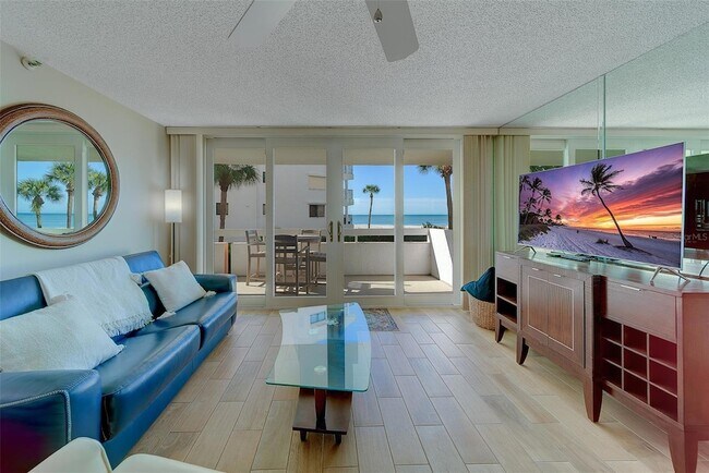 17900 Gulf Blvd Unit 1B