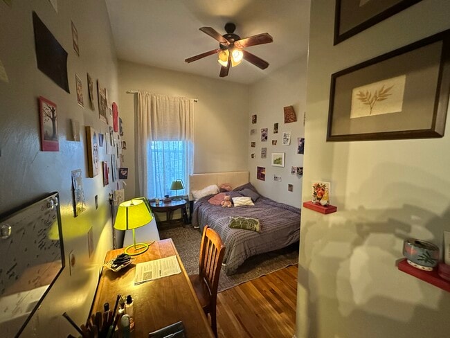 Photo - 135 Hillside St Unit 1