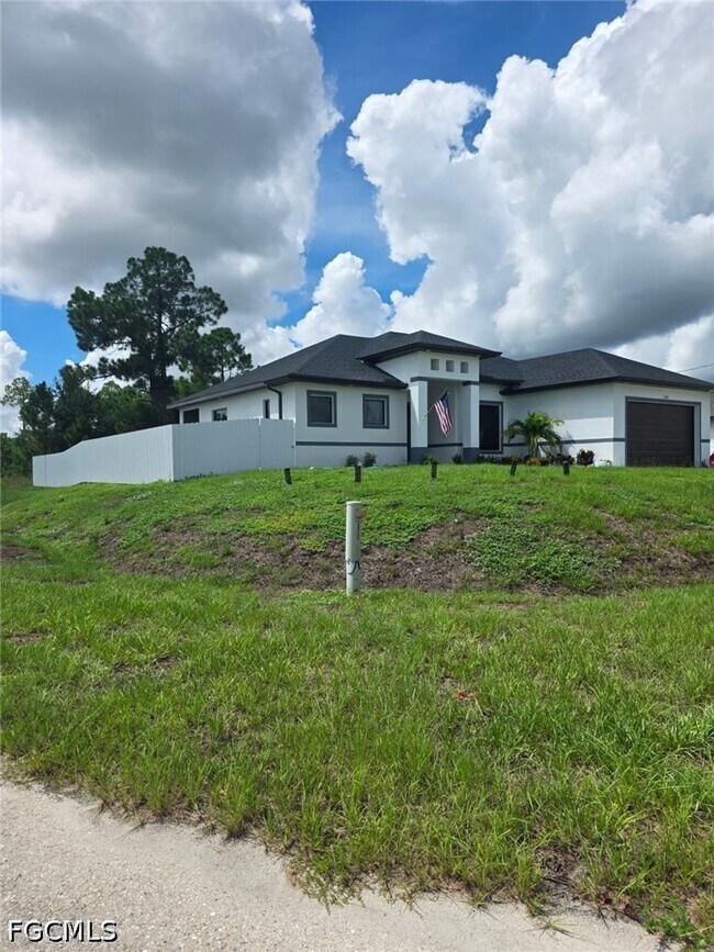 Photo - 1254 Nimitz Blvd