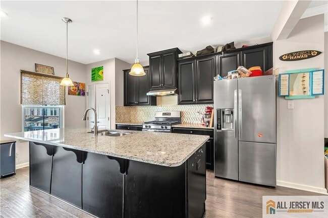 Photo - 605 Bayside Ct Unit 605