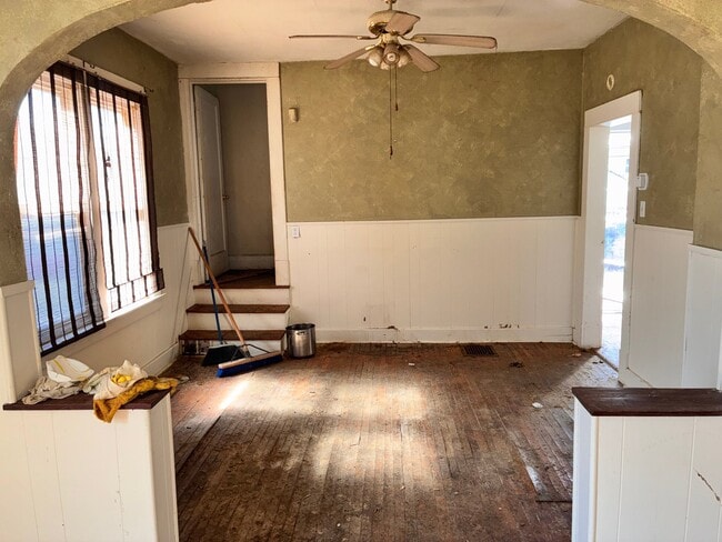 Photo - 2317 Grand Ave