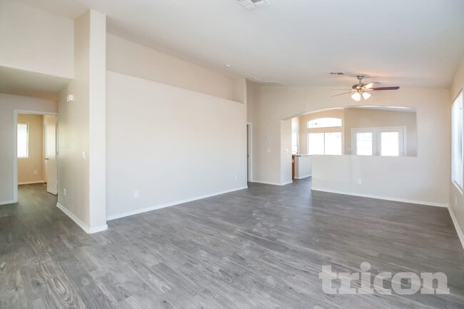 Photo - 1602 S 65th Glen