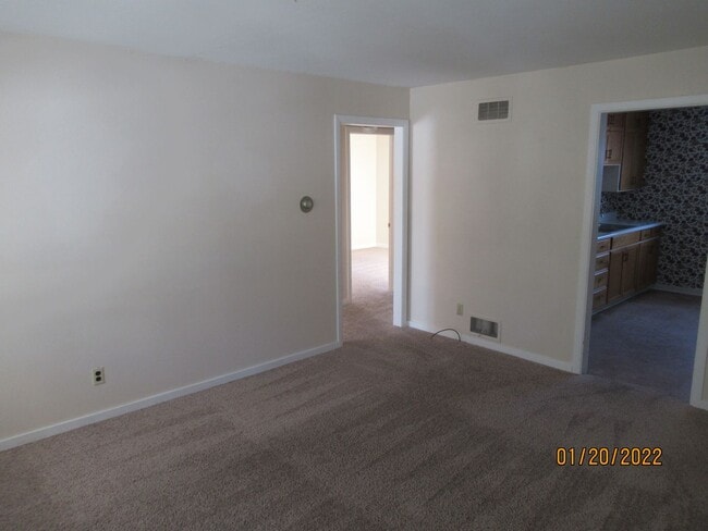 Photo - 922 Broadway St Unit 1
