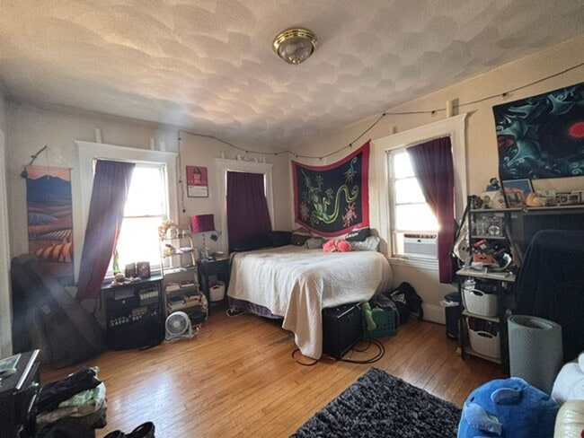 Photo - 14 Greylock Rd