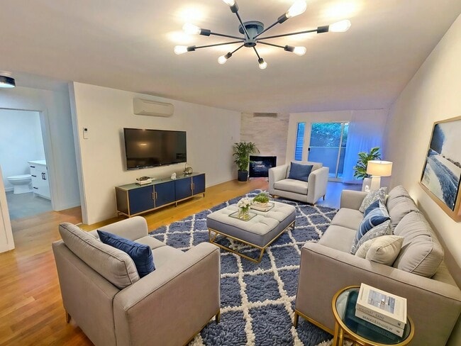 Photo - 850 2nd St Unidad 317