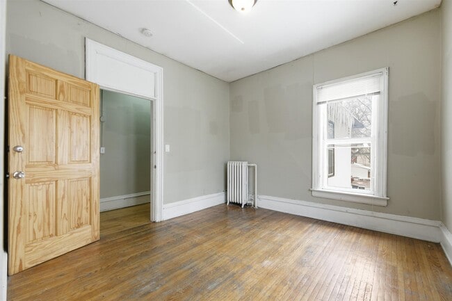 Photo - 514 5th Ave SE