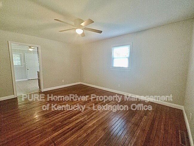 Photo - 608 Main Ave