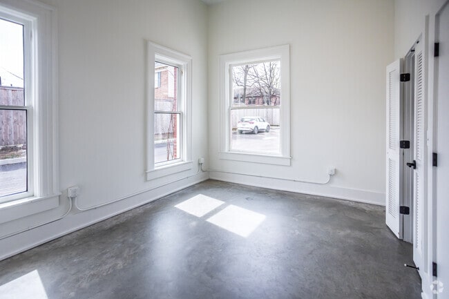 1 BR, 1 BA - Model