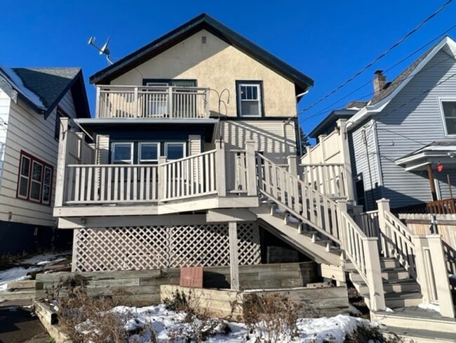 Photo - Duluth MN - 3 Bedroom - 2 Bath - 1 Car Gar...