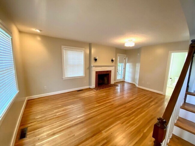 Photo - JUST REDUCED!!  Gorgeous 3 Bedroom Renovat...