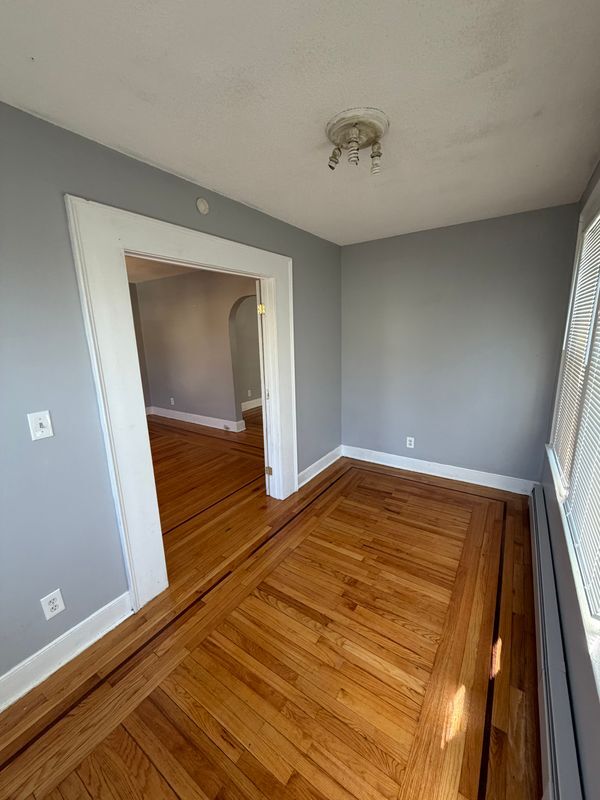 Photo - 257 Sheffield Ave