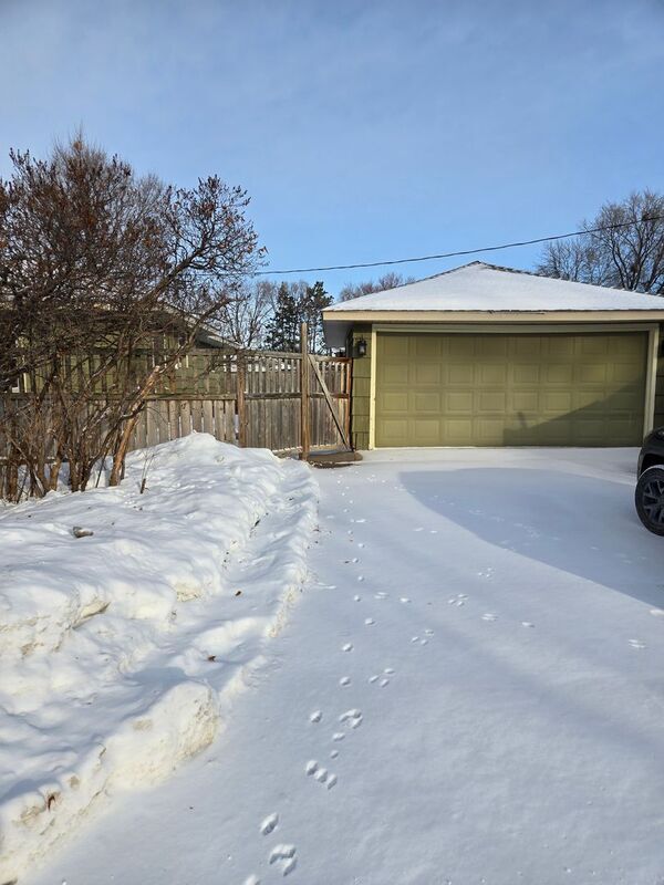 Photo - 5800 N Girard Ave