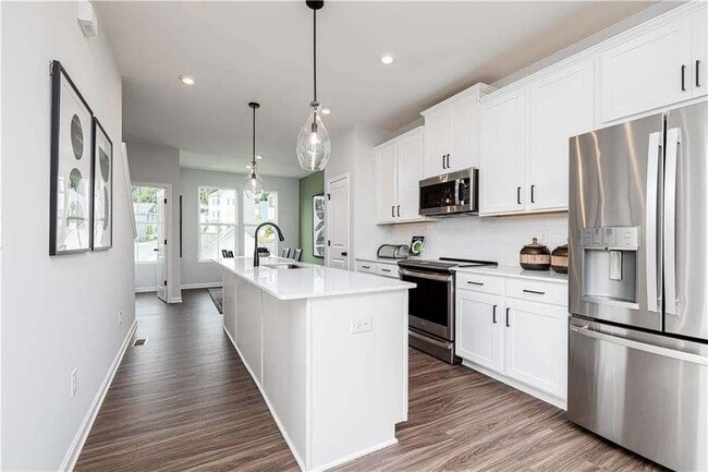 Photo - 1422 Creekside Cir NW
