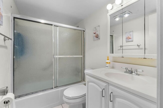 Photo - 3160 Lake Osborne Dr Unit 6  206