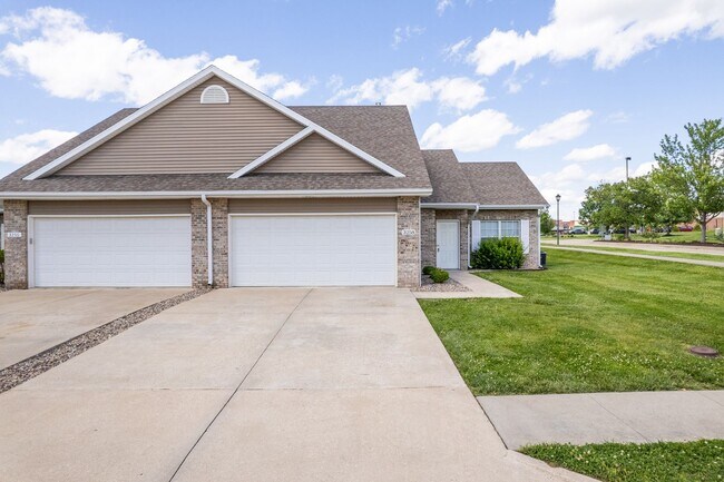 3256-3258 Wind River Cir. - 3256-3258 Wind River Cir. Apartment Unit 3258 Wind River Cir.