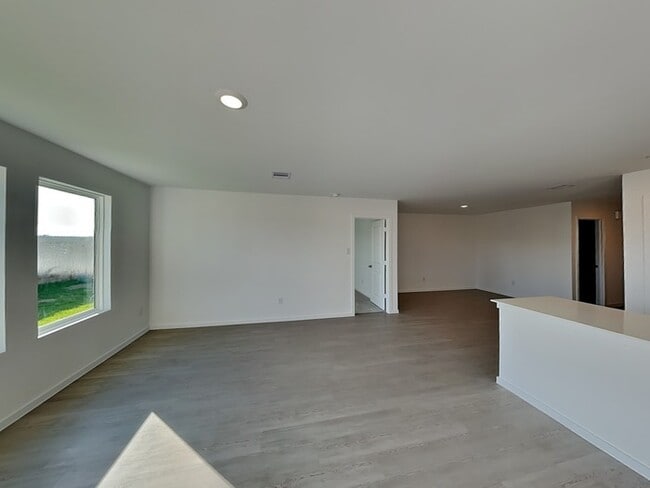 Photo - 425 Texas Pecan Dr