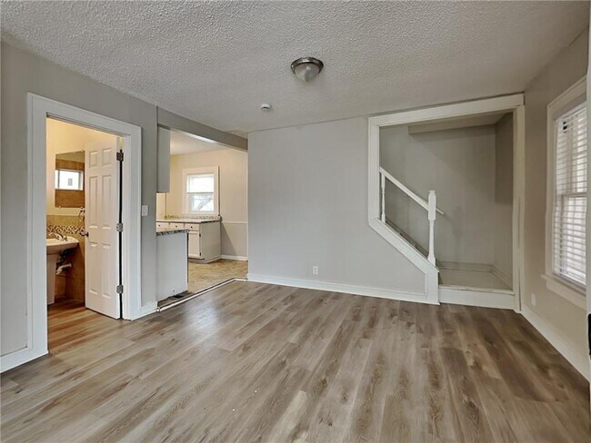 Photo - 3601 N Thomas Ave