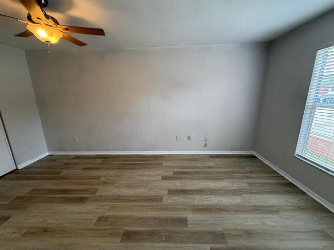 Photo - 5506 Metrowest Blvd Unit 211