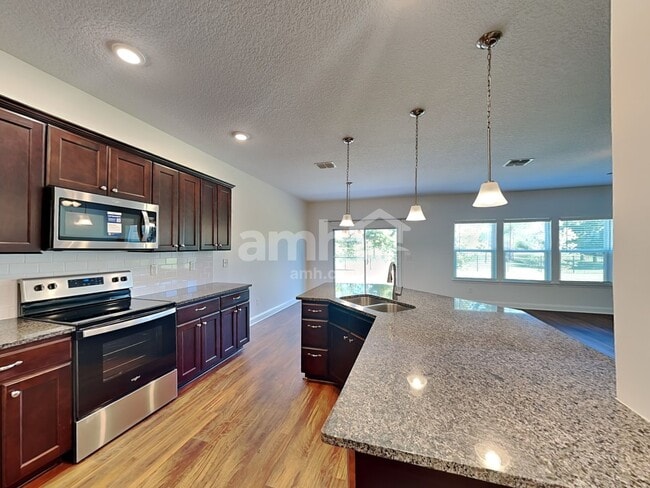 Photo - 32 Atlanta Dr