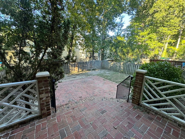 Photo - 210 Snow Camp Dr