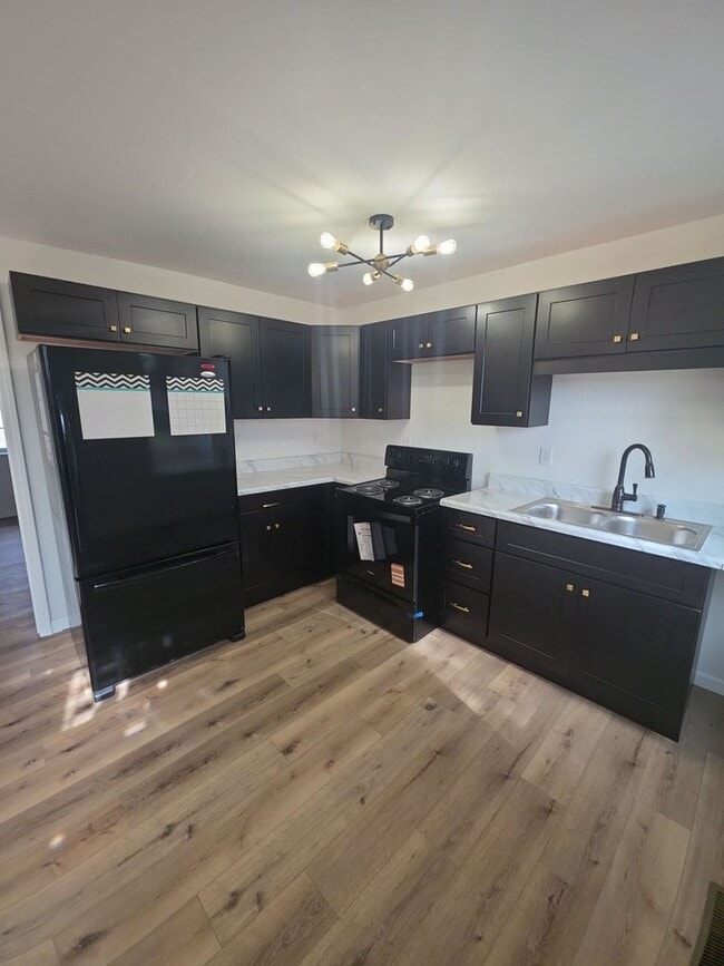 Photo - Cozy Newly Remodeled 2-Bedroom Single-Level Home Near TTU